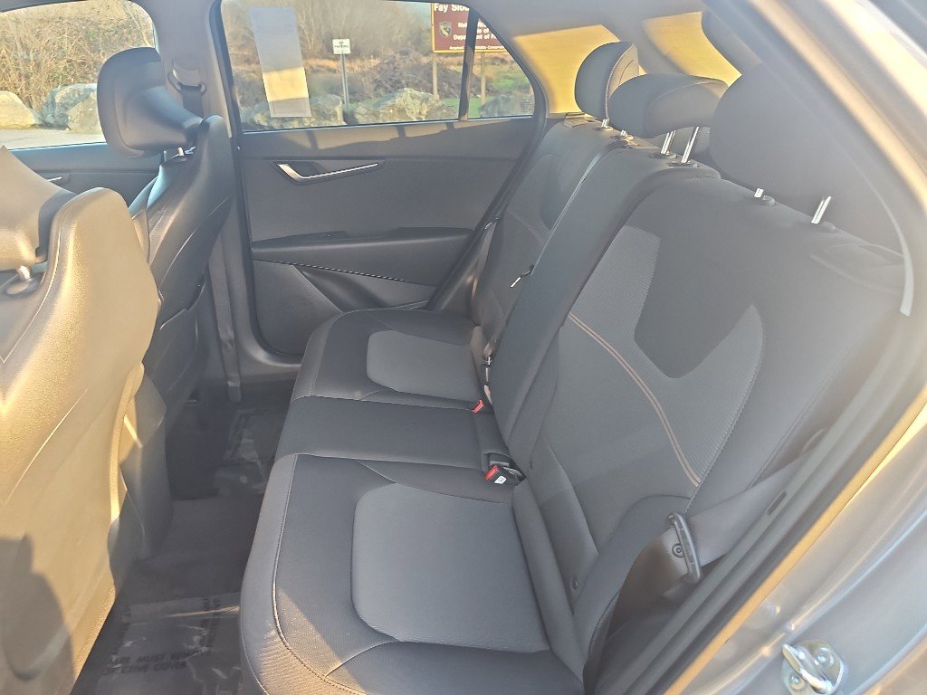 New 2026 Kia Niro LX image 22