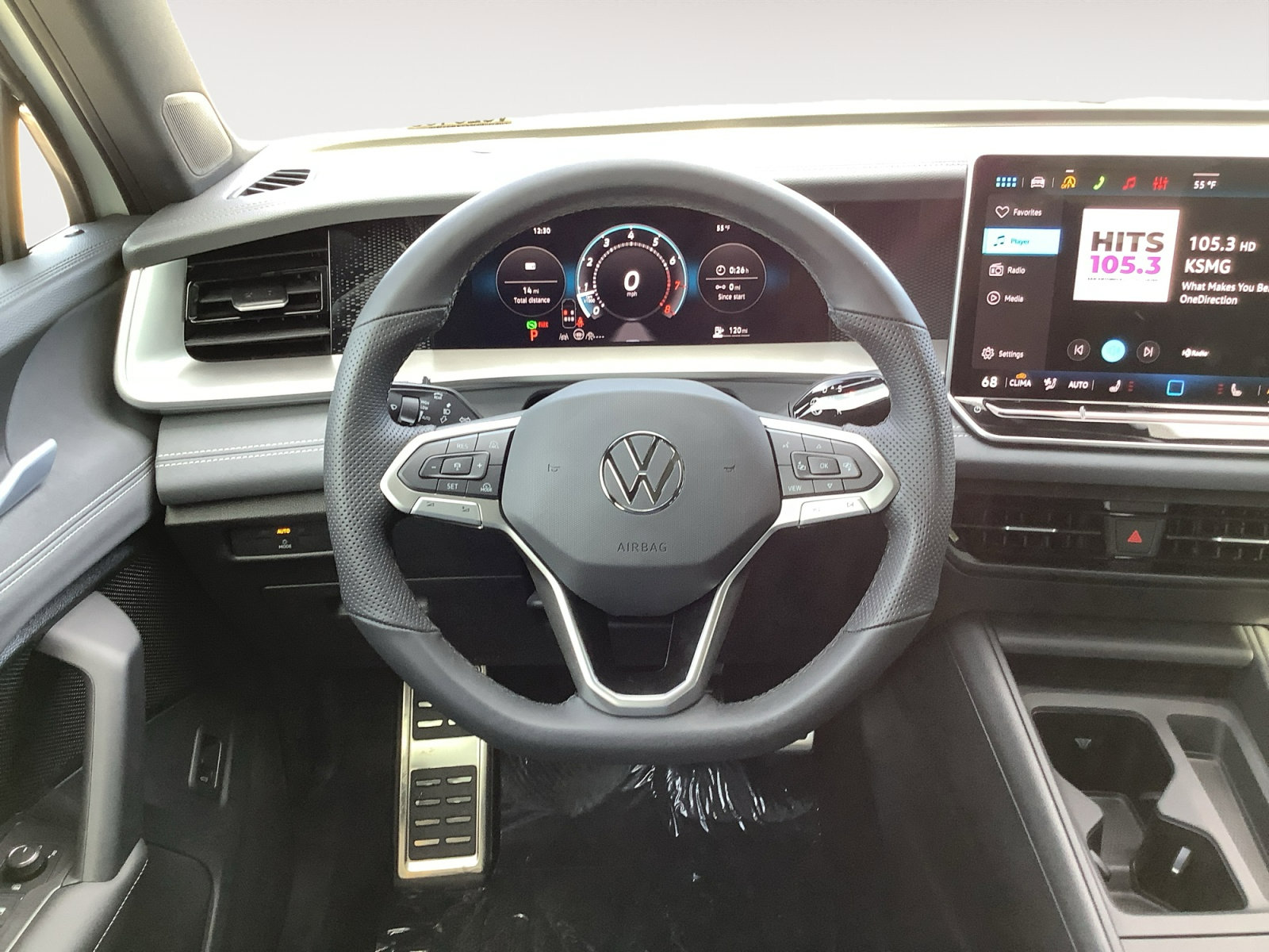 New 2026 Volkswagen Tiguan SE R-Line FWD image 14