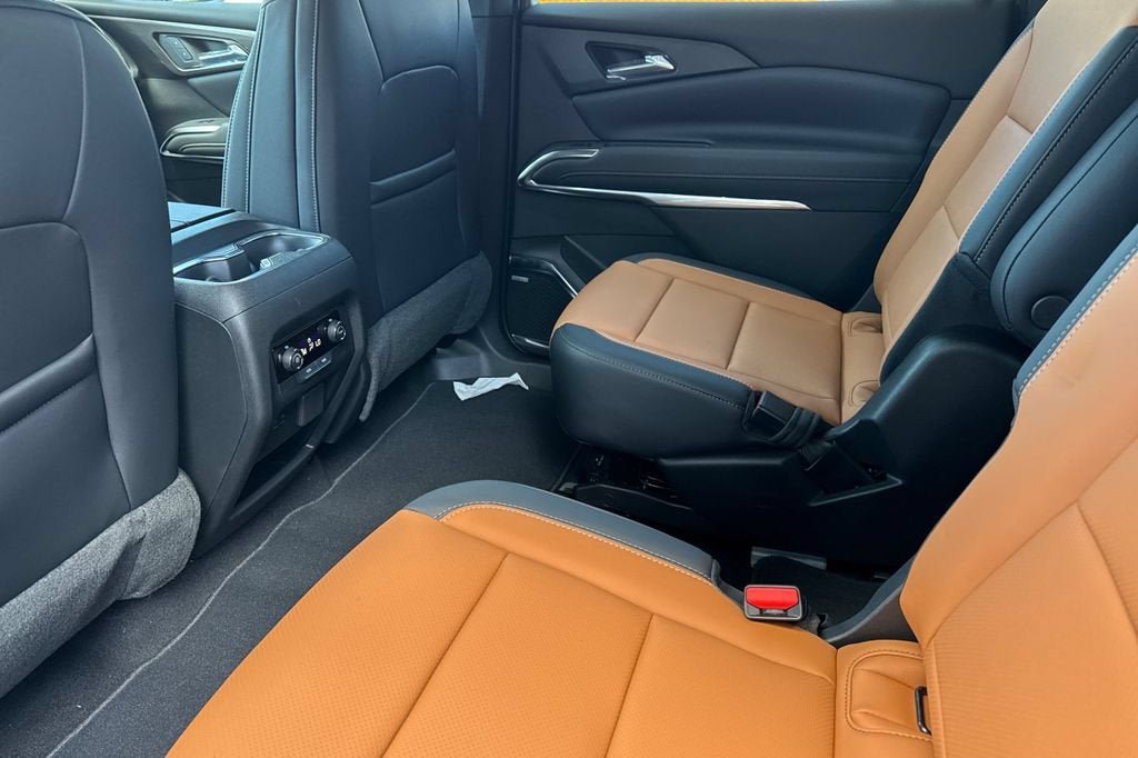 New 2027 Chevrolet Traverse Z71 w/ Enhanced Driving Package AWD/4WD image 12