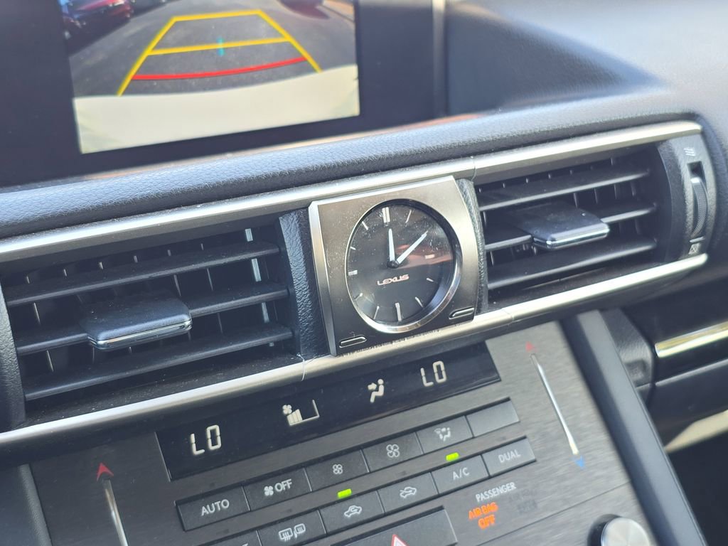 Used 2020 Lexus IS 300 image 21