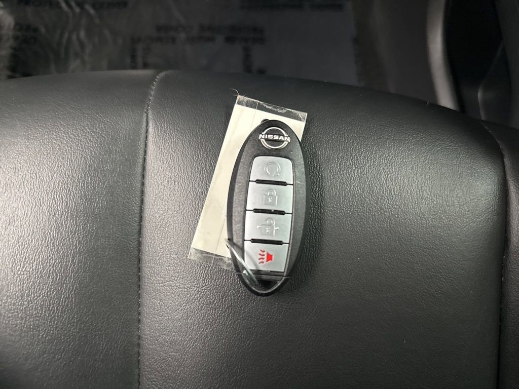 Used 2024 Nissan Murano SV w/ SV Midnight Edition Package image 32