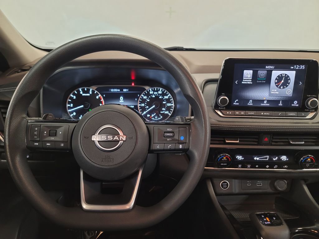 Certified 2023 Nissan Rogue SV image 11