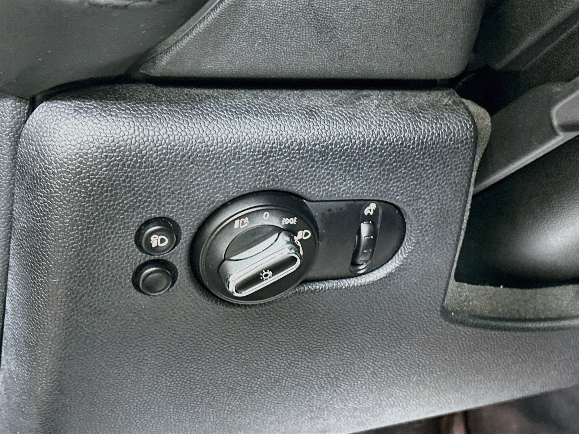 Used 2022 MINI Cooper S FWD image 10