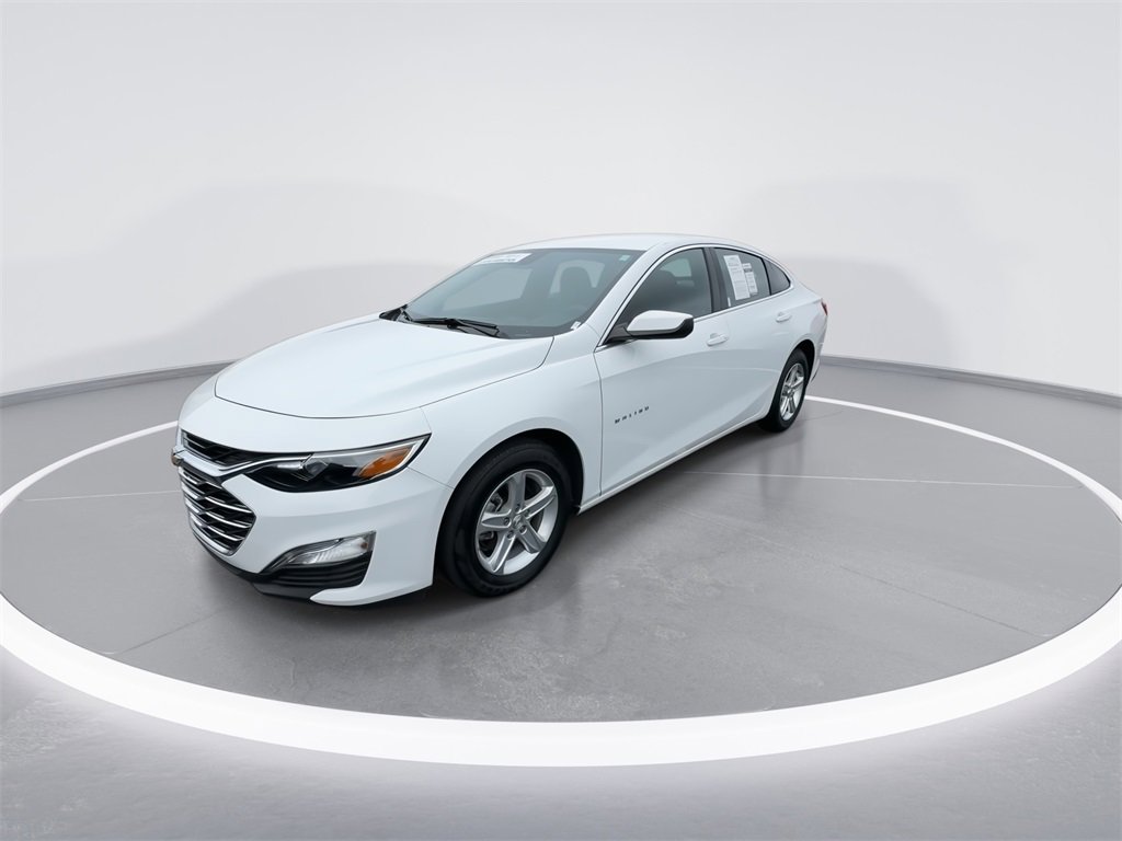 Used 2024 Chevrolet Malibu LS image 4