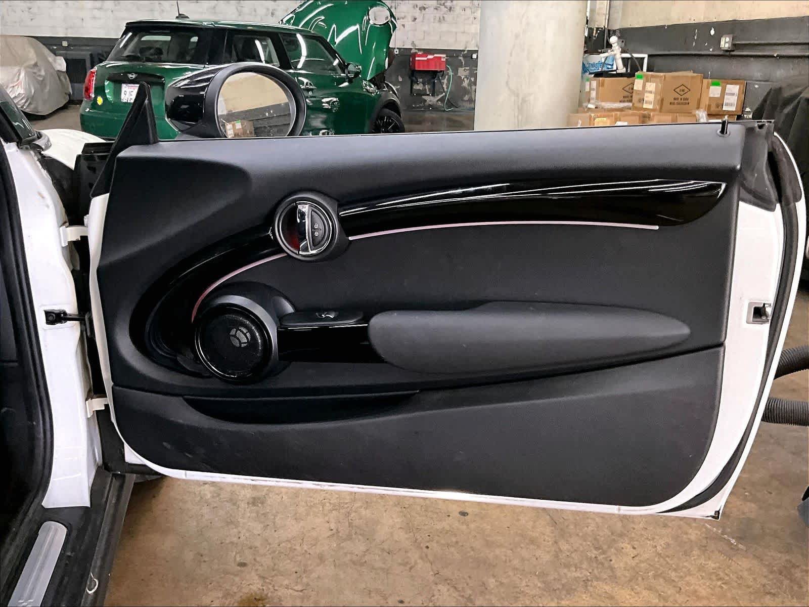 Used 2024 MINI Cooper SE FWD image 24