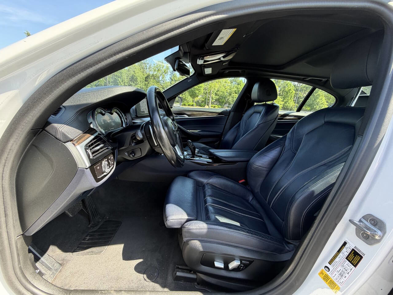 Used 2018 BMW 540i RWD image 10