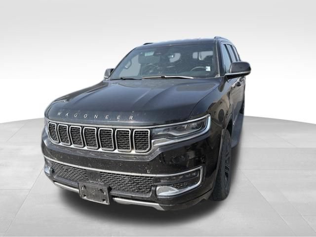 Used 2024 Jeep Wagoneer L Series II w/ Flexible Seating Group AWD/4WD image 3