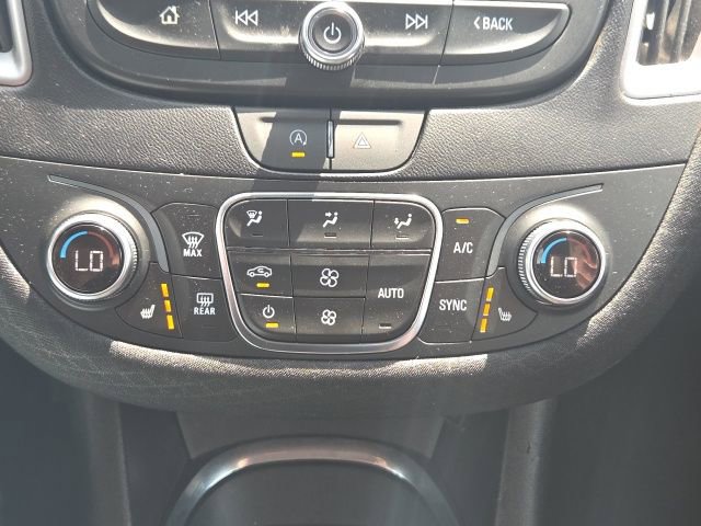 Used 2023 Chevrolet Malibu LT FWD image 29