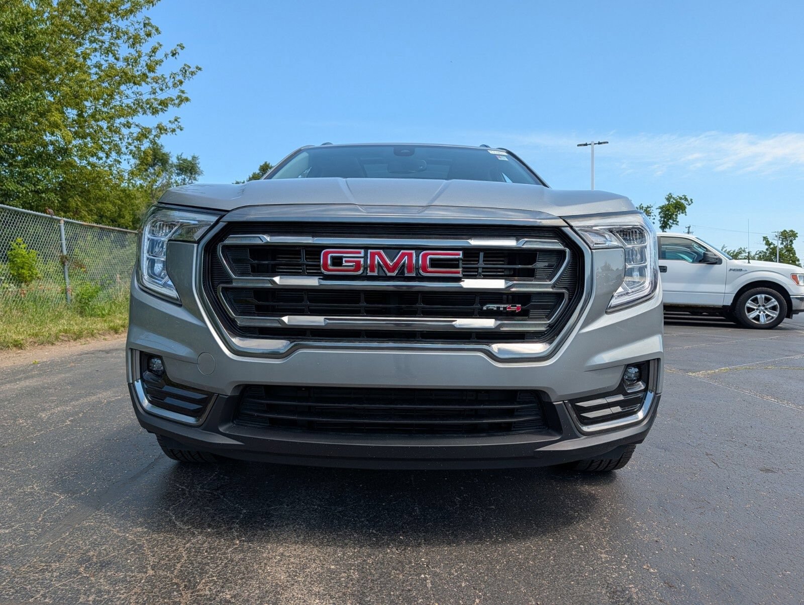 Used 2024 GMC Terrain AT4 w/ LPO, Floor Liner Package AWD/4WD image 22