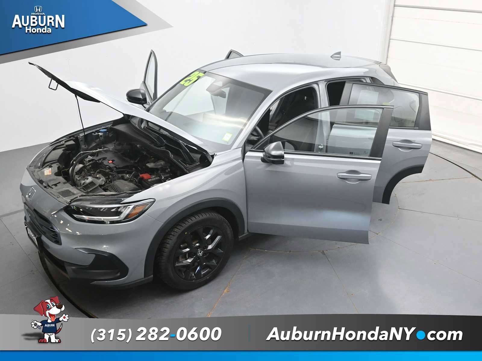 Used 2025 Honda HR-V Sport image 36