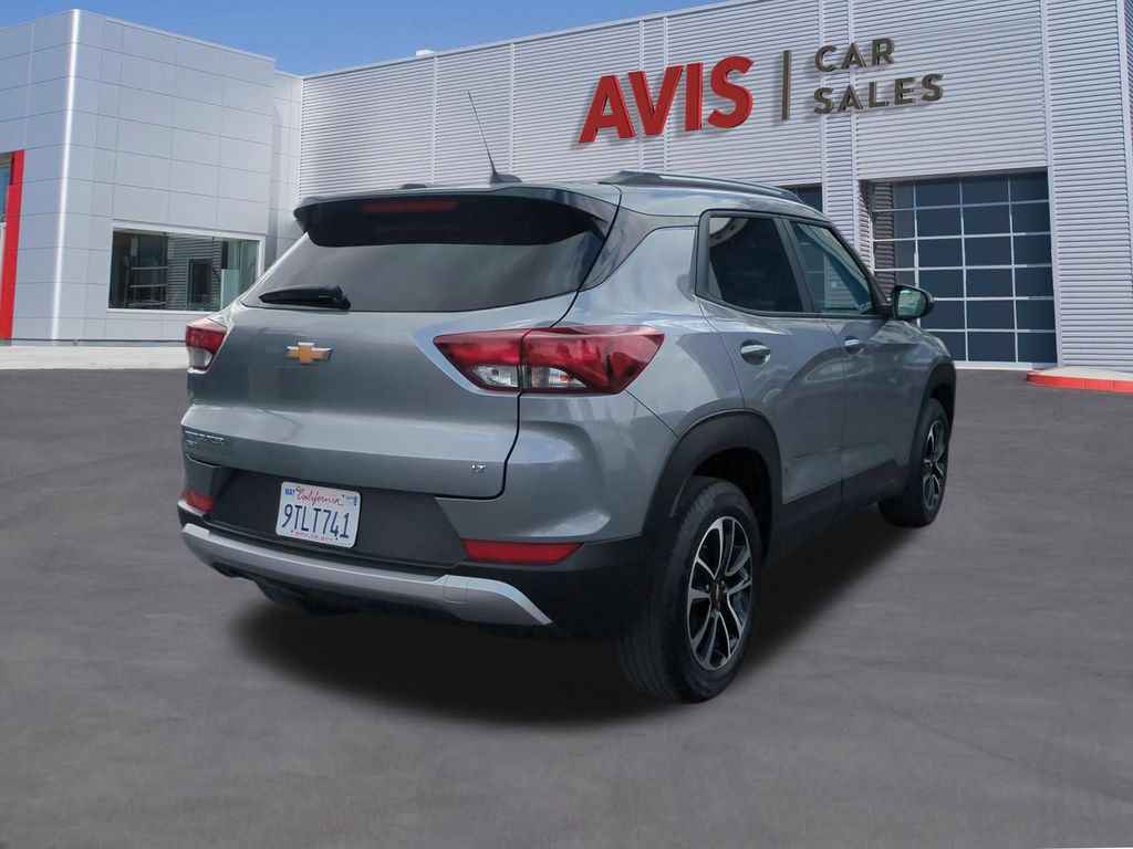 Used 2025 Chevrolet TrailBlazer LT AWD/4WD image 6