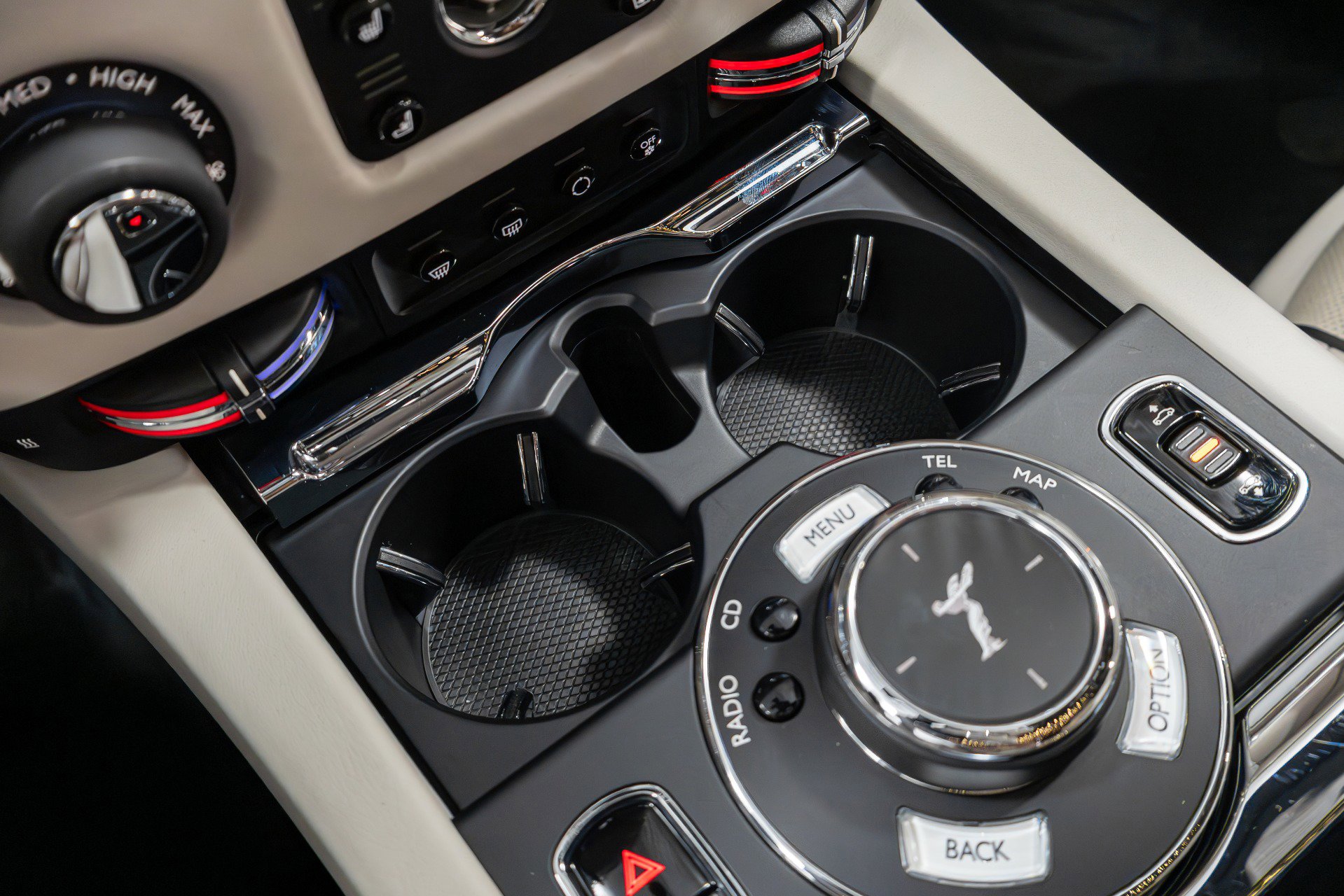 Used 2016 Rolls-Royce Wraith image 59