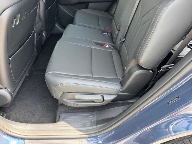 New 2026 Hyundai Santa Fe SEL FWD image 12
