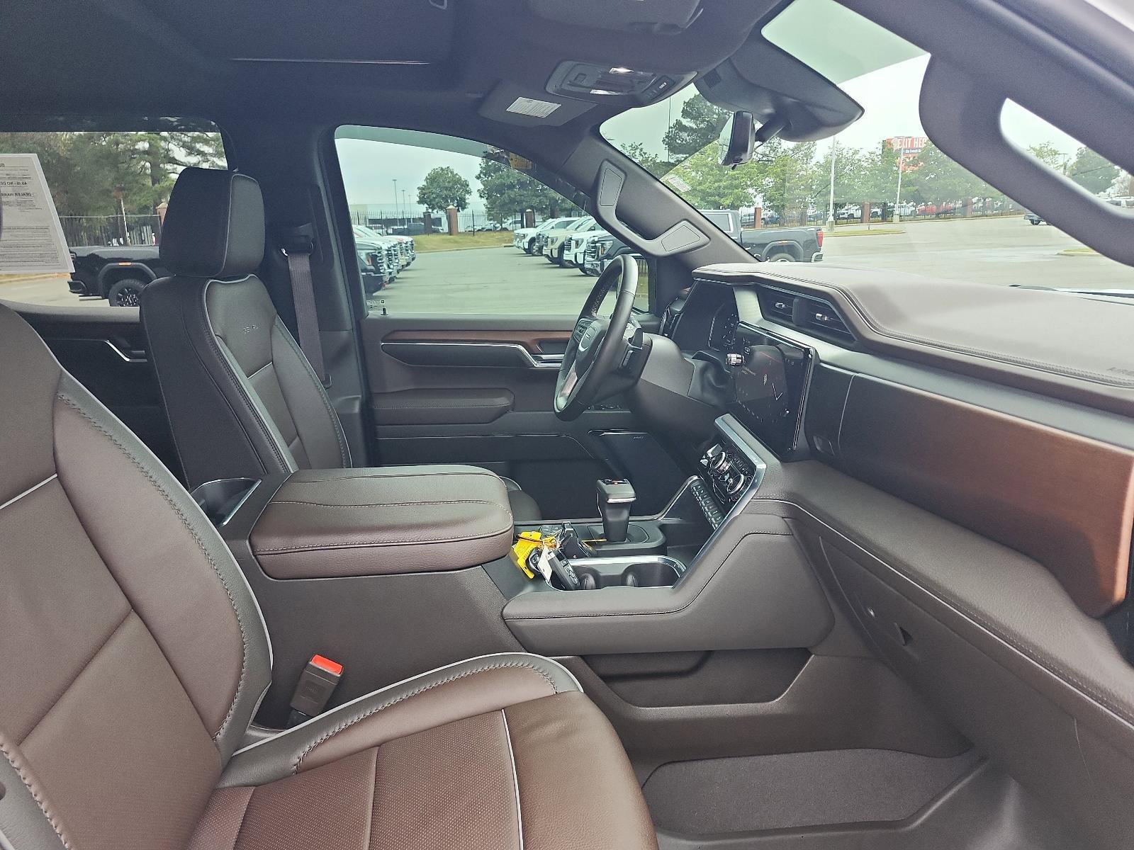 Used 2023 GMC Sierra 1500 Denali w/ Denali Reserve Package image 9