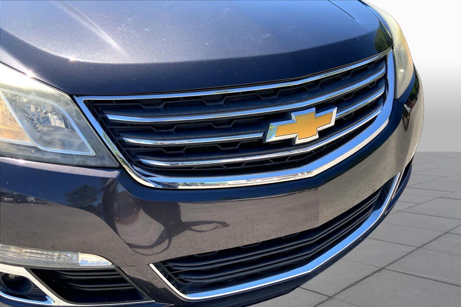 Used 2016 Chevrolet Traverse LT FWD image 30