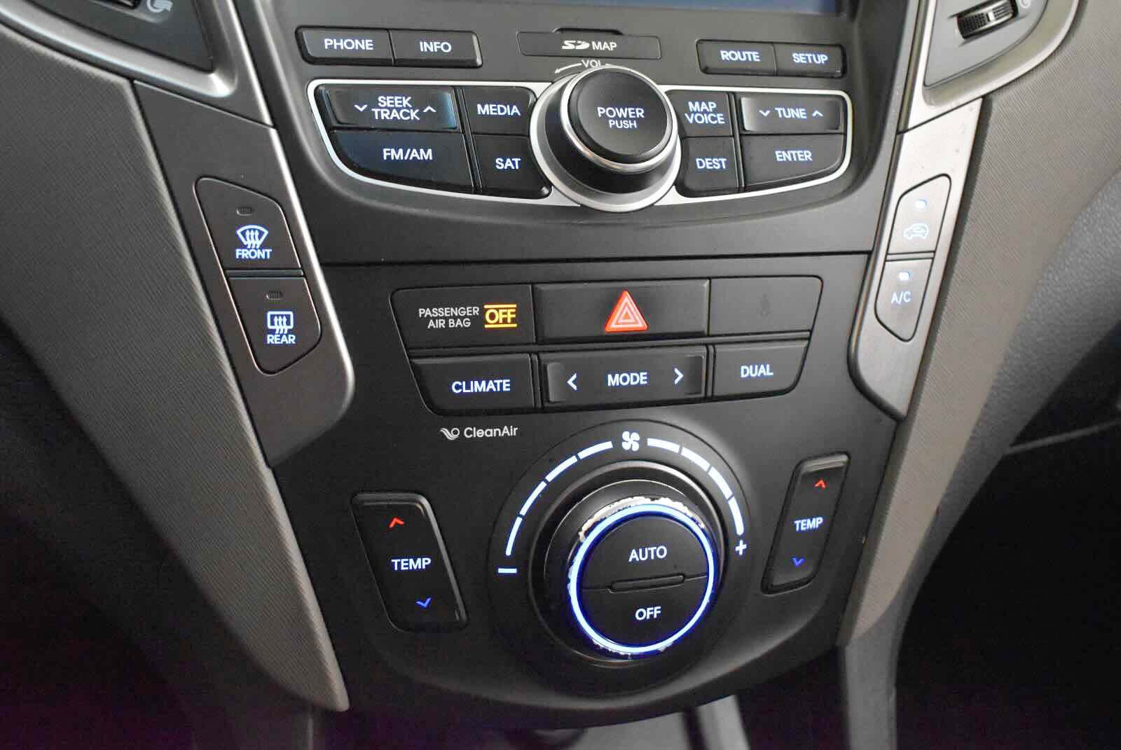 Used 2014 Hyundai Santa Fe Sport 2.0T w/ Navigation Package 06 AWD/4WD image 25