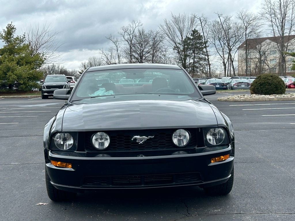 Used 2006 Ford Mustang GT Premium image 2