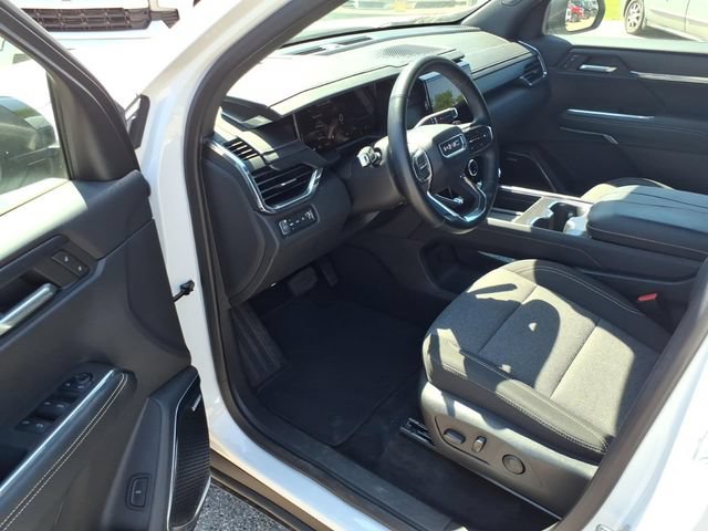 Used 2025 GMC Acadia Elevation AWD/4WD image 10