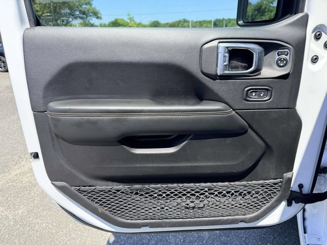 Used 2024 Jeep Wrangler Unlimited Sahara AWD/4WD image 14