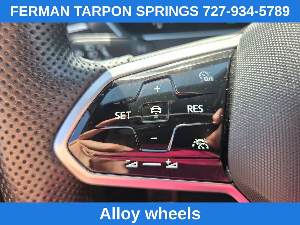 Used 2023 Volkswagen Tiguan SE R-Line FWD image 32
