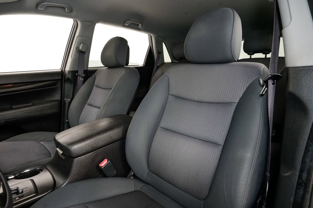 Used 2012 Kia Sorento LX w/ Convenience Pkg image 8