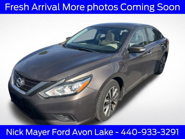 Used 2017 Nissan Altima 2.5 SV w/ Convenience Package FWD image 16