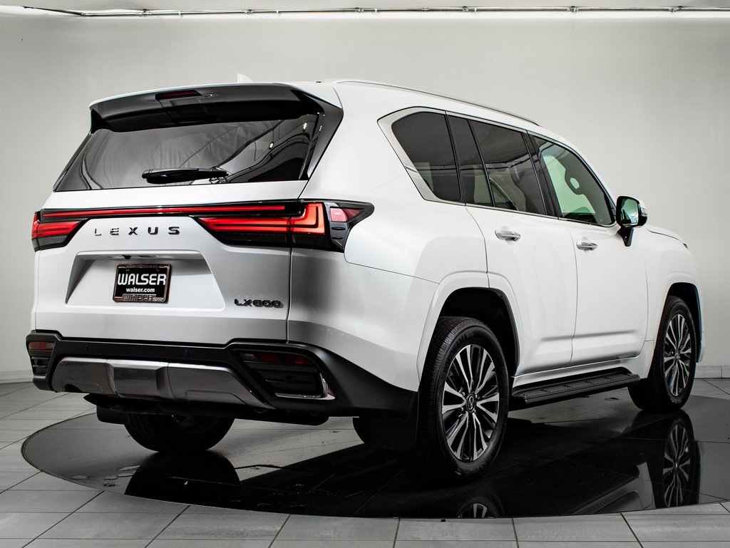 Used 2024 Lexus LX 600 4WD w/ Interior Upgrade Package image 10