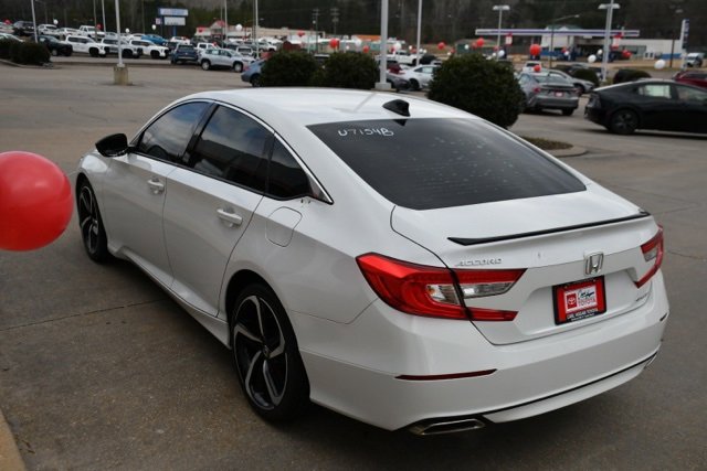 Used 2021 Honda Accord Sport image 3