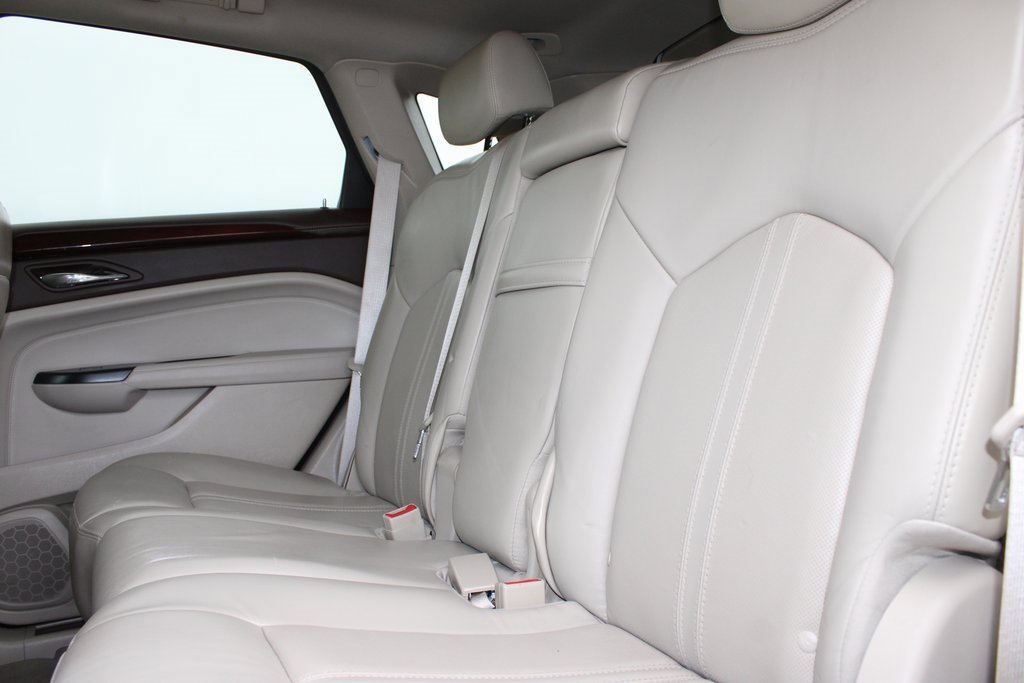 Used 2015 Cadillac SRX Luxury w/ Driver Awareness Package image 30