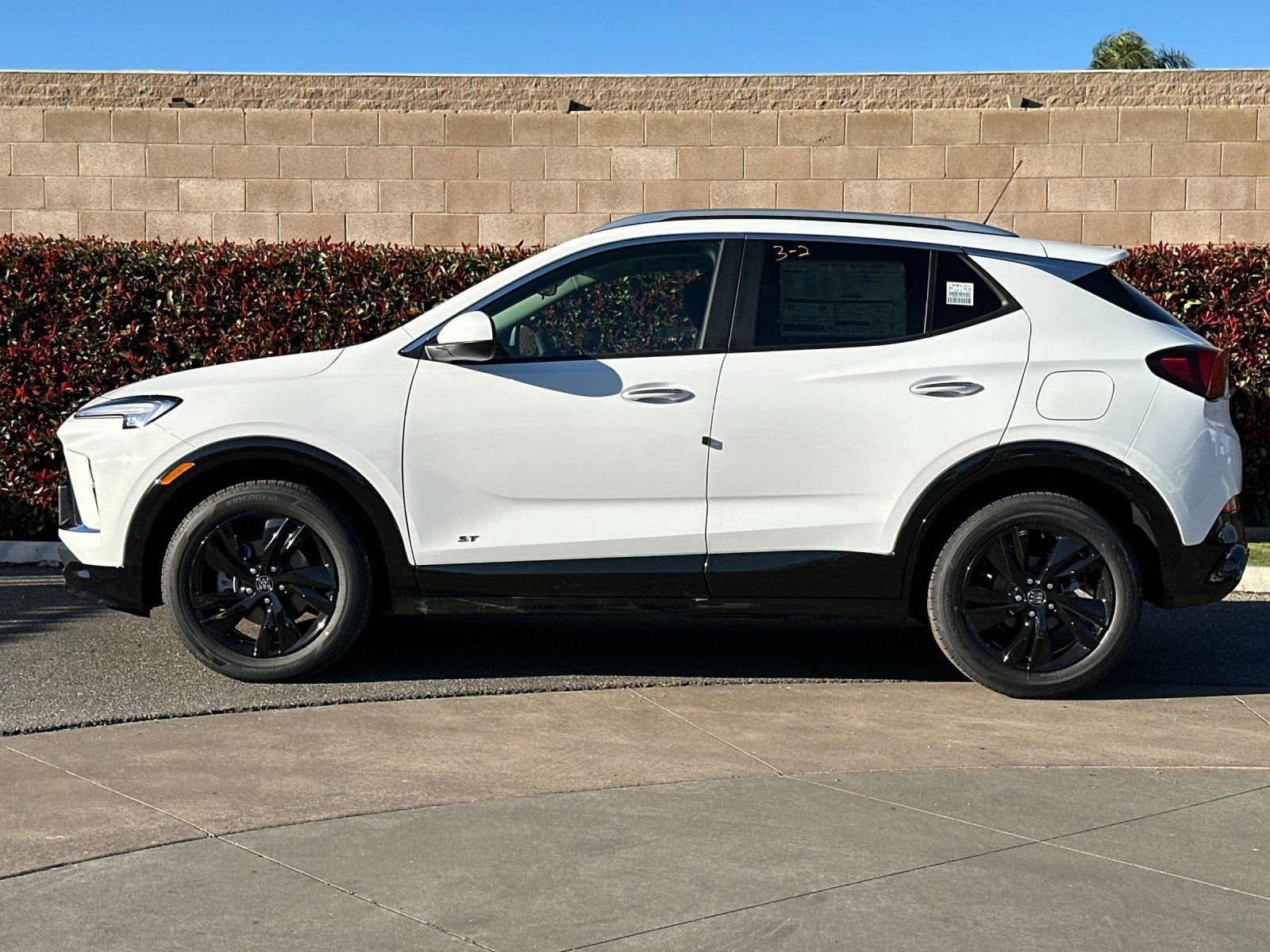 New 2026 Buick Encore GX Sport Touring image 7