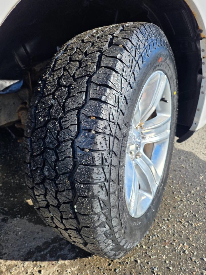 Used 2015 RAM 1500 Sport w/ Sport Premium Group AWD/4WD image 10
