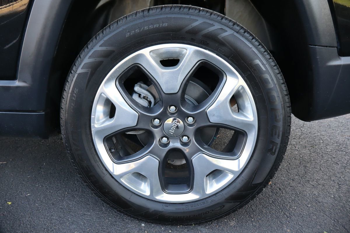 Used 2019 Jeep Compass Limited AWD/4WD image 42