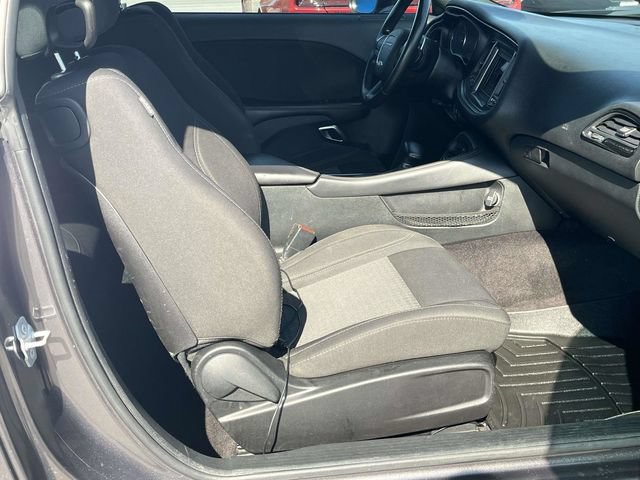 Used 2018 Dodge Challenger SXT w/ Super Sport Group (SS/T) RWD image 21