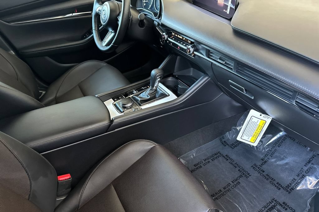New 2025 MAZDA MAZDA3 Hatchback w/ Appearance Package AWD/4WD image 12