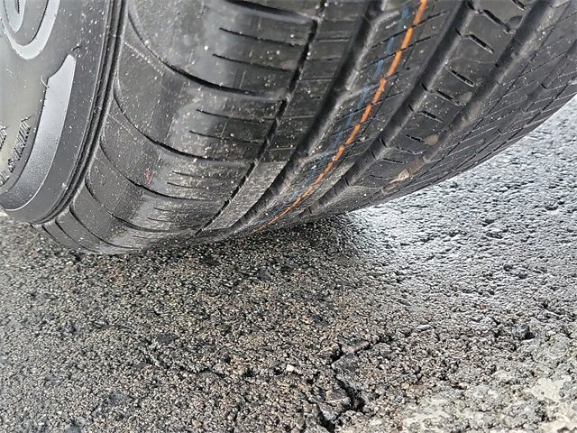 Certified 2024 Chevrolet Traverse LT image 32