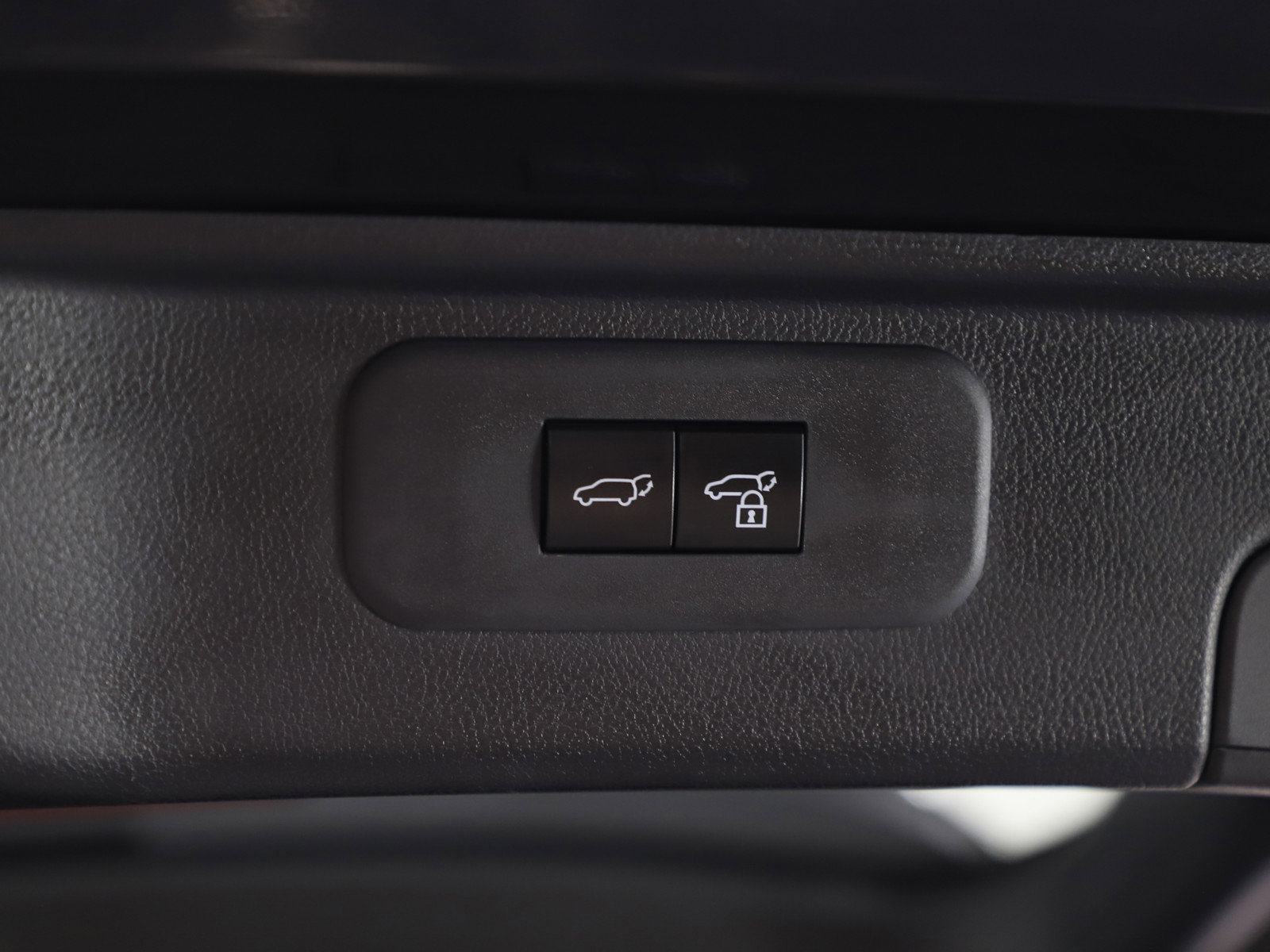 Used 2024 Toyota Grand Highlander Limited image 19