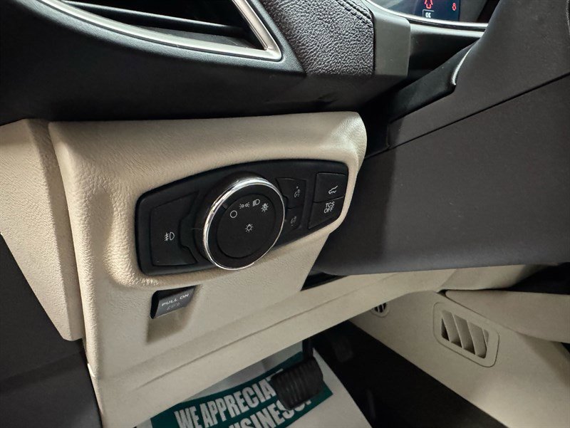 Used 2020 Lincoln Nautilus Reserve w/ Equipment Group 201A image 14