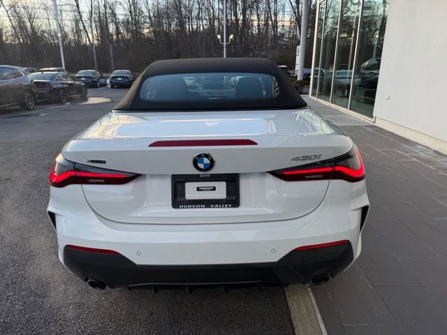 Used 2023 BMW 430i xDrive Convertible w/ M Sport Package image 8
