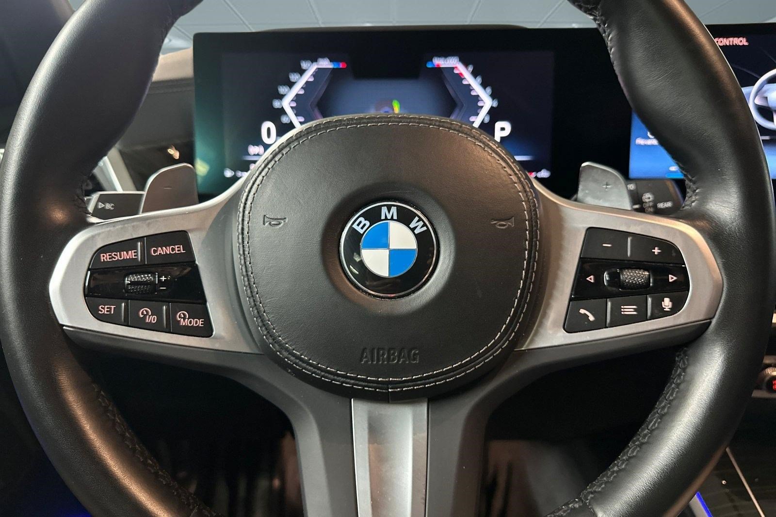 Used 2024 BMW X5 sDrive40i w/ M Sport Package RWD image 11