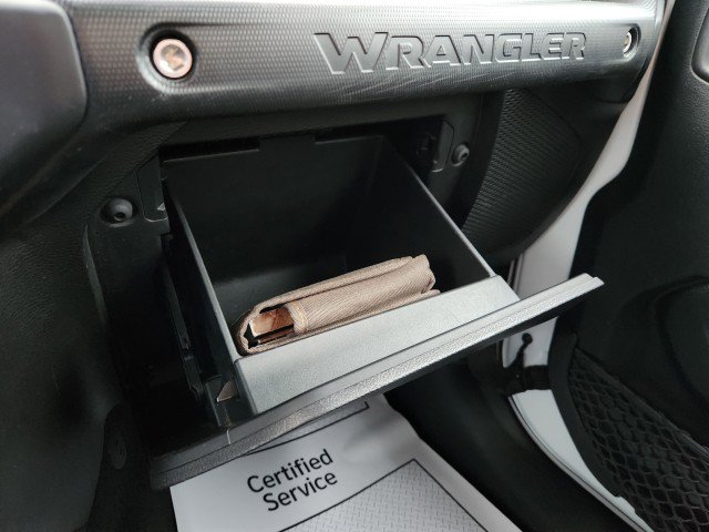 Used 2018 Jeep Wrangler Sport image 39