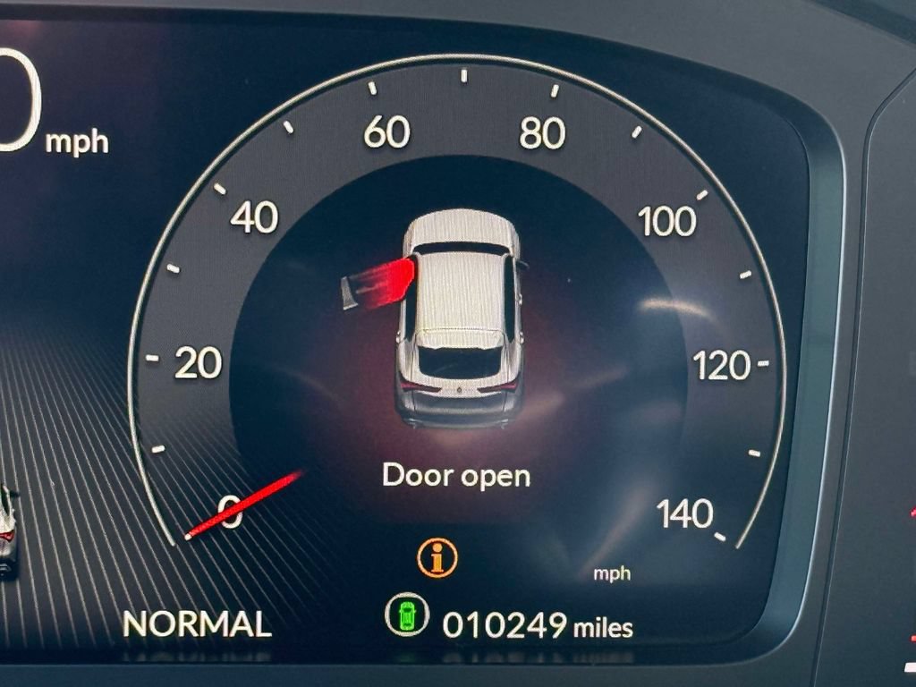 Certified 2025 Acura ADX A-Spec AWD/4WD image 17
