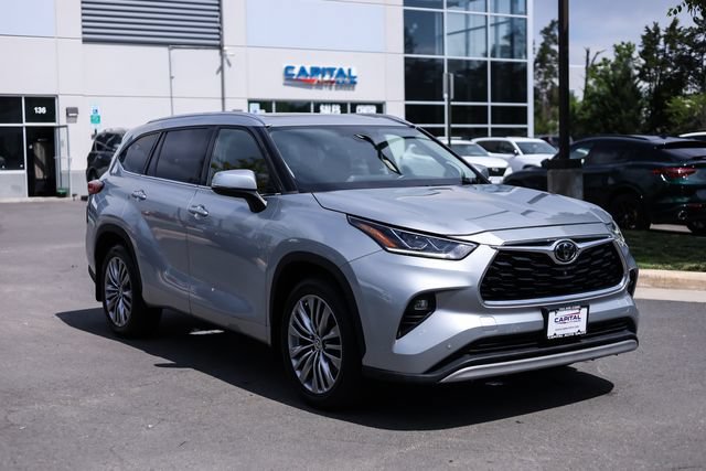 Used 2020 Toyota Highlander Platinum AWD/4WD image 8