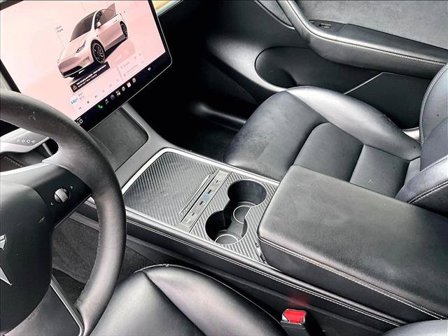 Used 2022 Tesla Model Y Performance AWD/4WD image 14