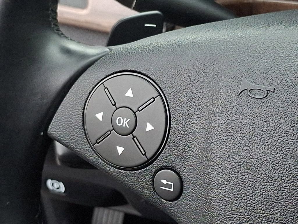 Used 2011 Mercedes-Benz E 350 4MATIC Sedan image 23