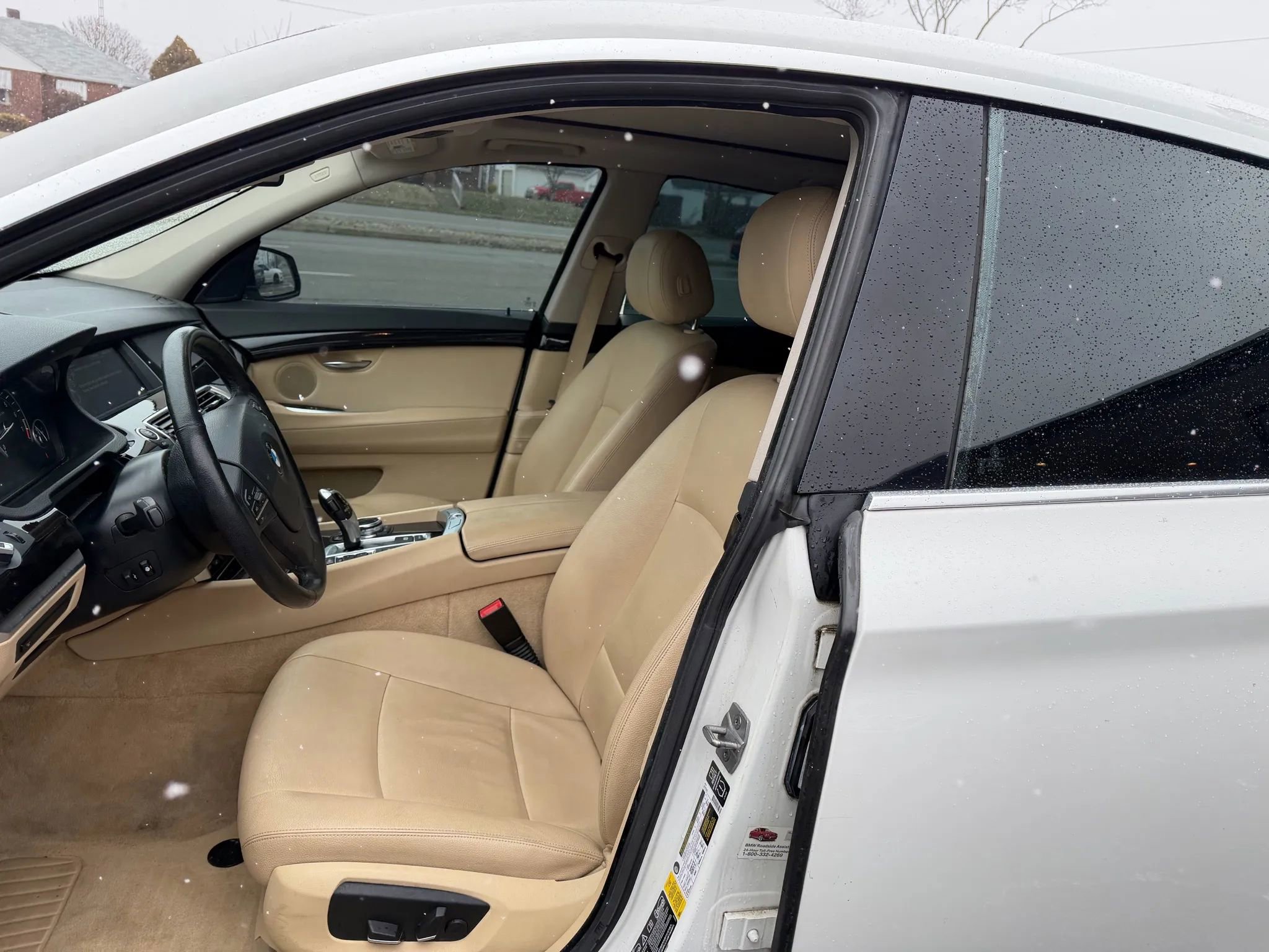 Used 2014 BMW 535i Gran Turismo xDrive image 24