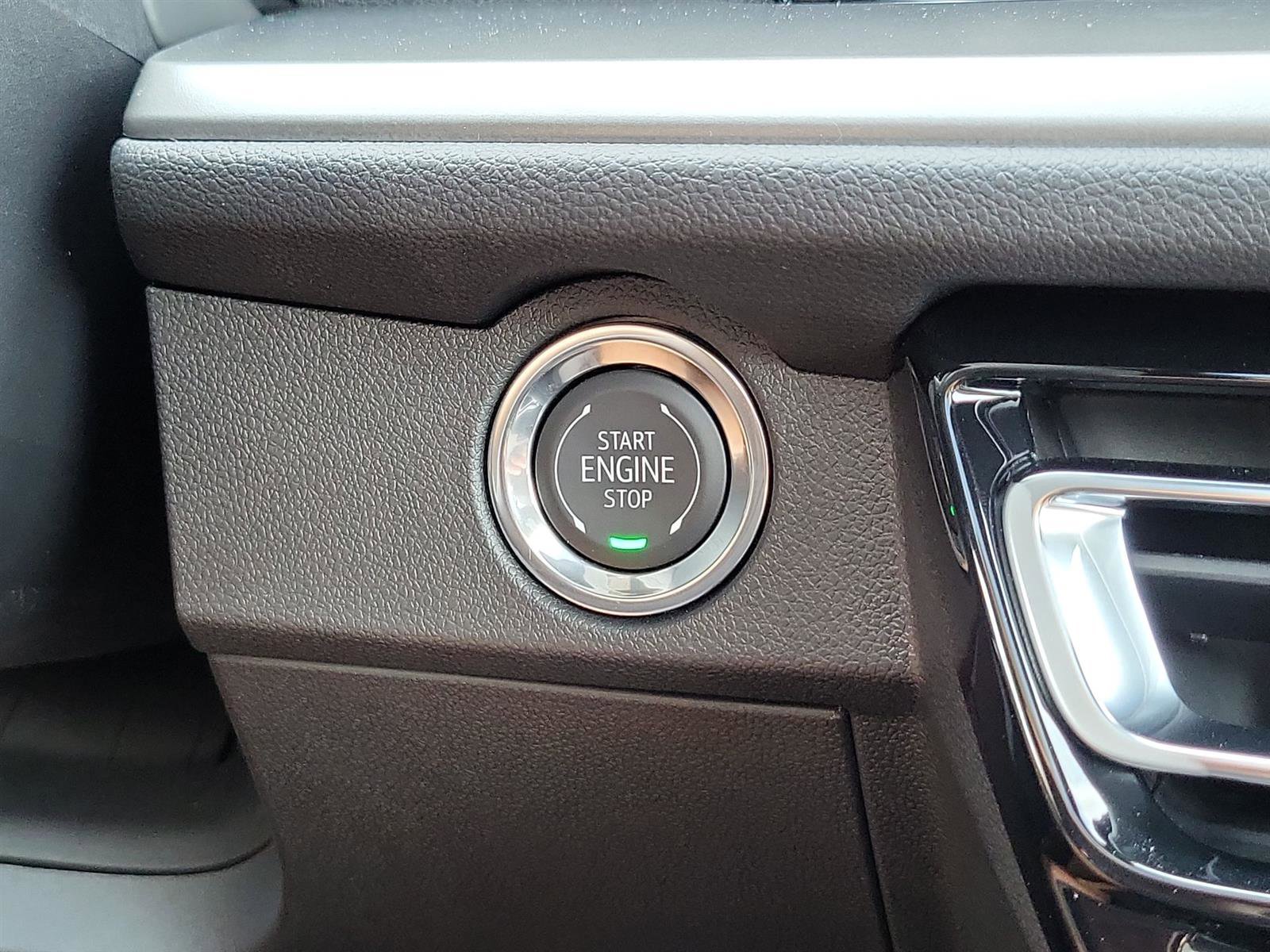 New 2026 Chevrolet Traverse LT w/ Sun and Wheel Package image 16