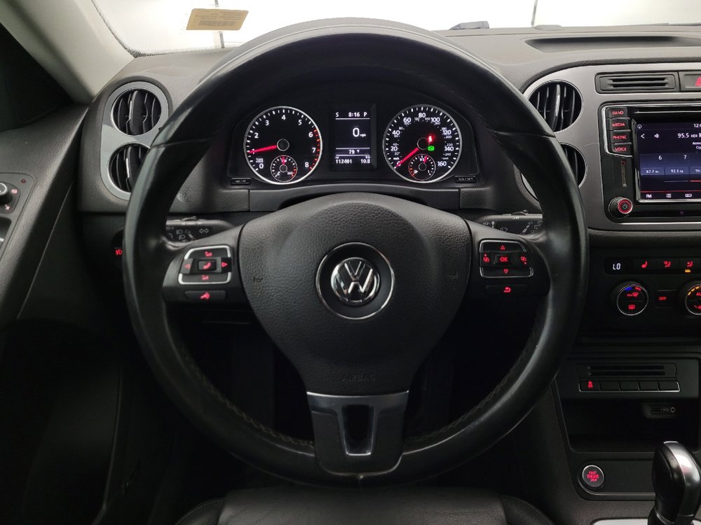 Used 2016 Volkswagen Tiguan SEL AWD/4WD image 22