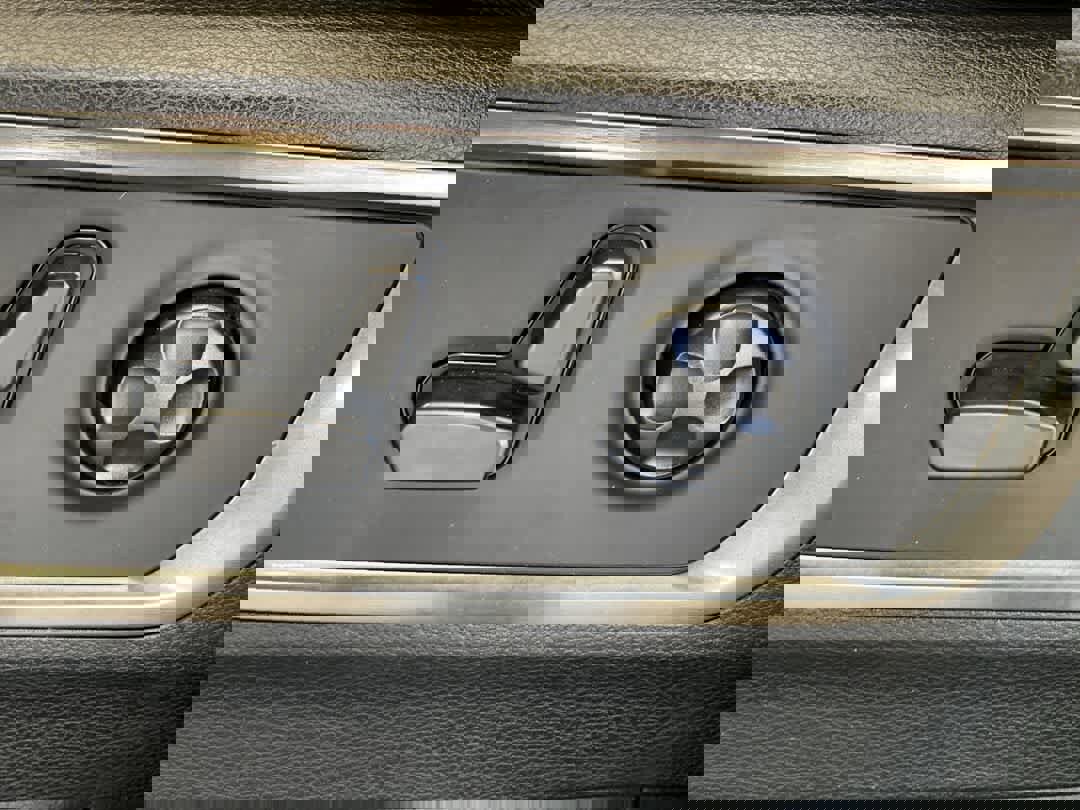 Used 2020 RAM 1500 Limited w/ Body-Colour Bumper Group image 15