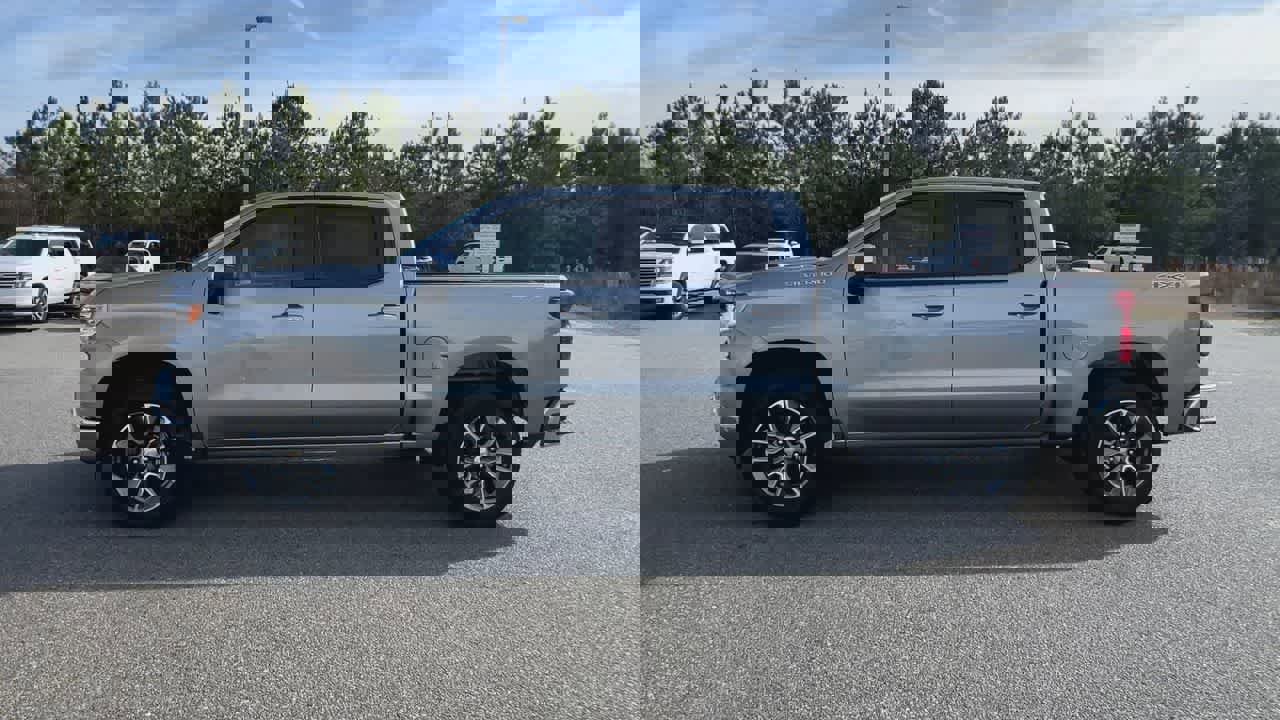 New 2026 Chevrolet Silverado 1500 LT image 5