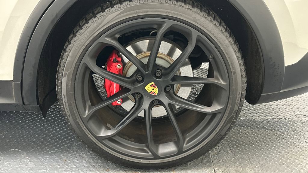 Used 2021 Porsche Cayenne GTS AWD/4WD image 24
